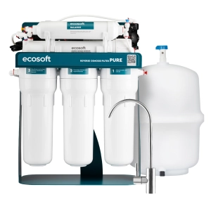 Filtr odwróconej osmozy BWT Ecosoft Pure Balance z pompą na metalowym stojaku.  Polecany filtr do wody z mineralizatorem.