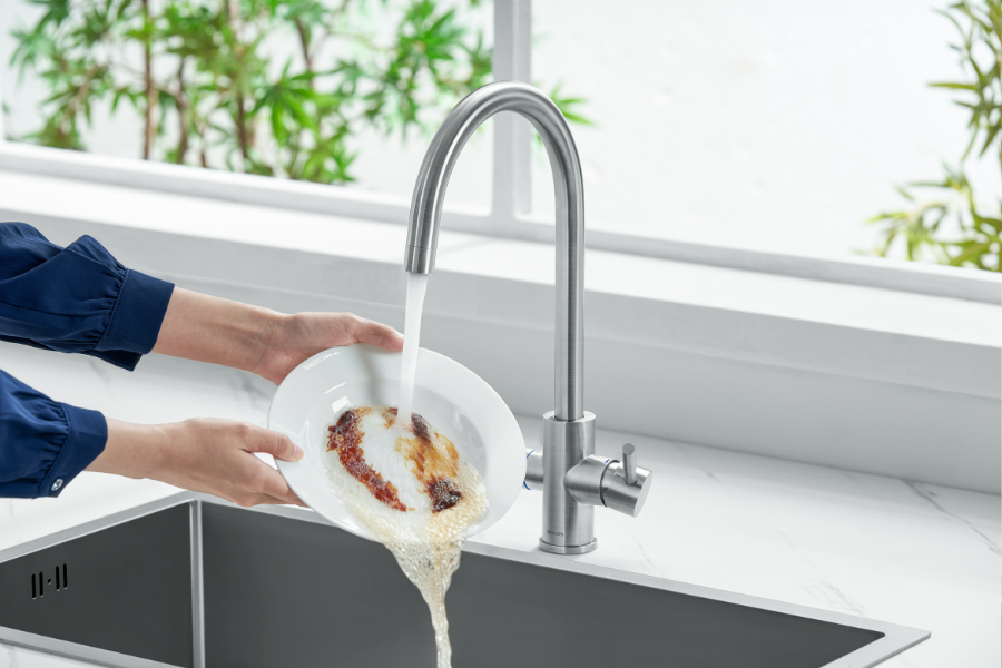 dwuobwodowa bateria do wody filtroawnej