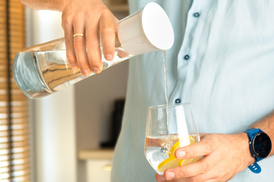 wessper karafka filtrujaca wodę