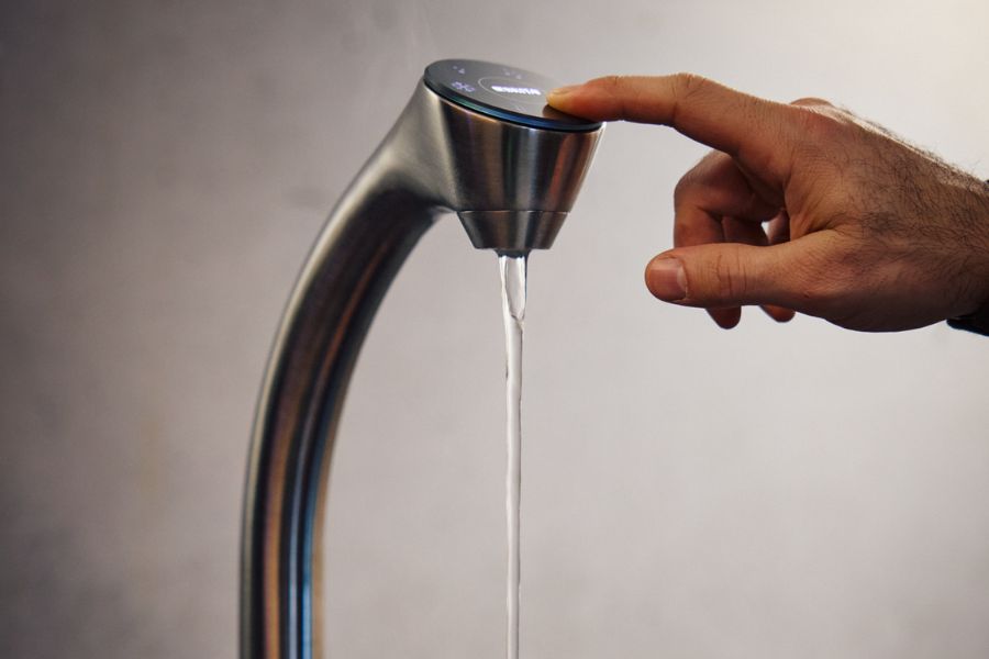 brita kran filtrujący do restauracji z wodą gazowaną