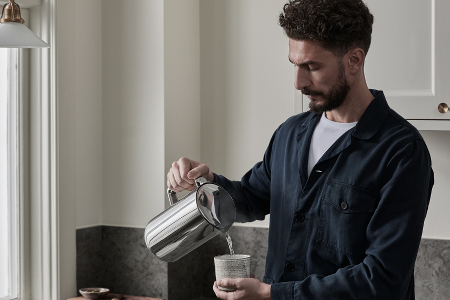 nowoczesny czajnik do gotowania wody aarke